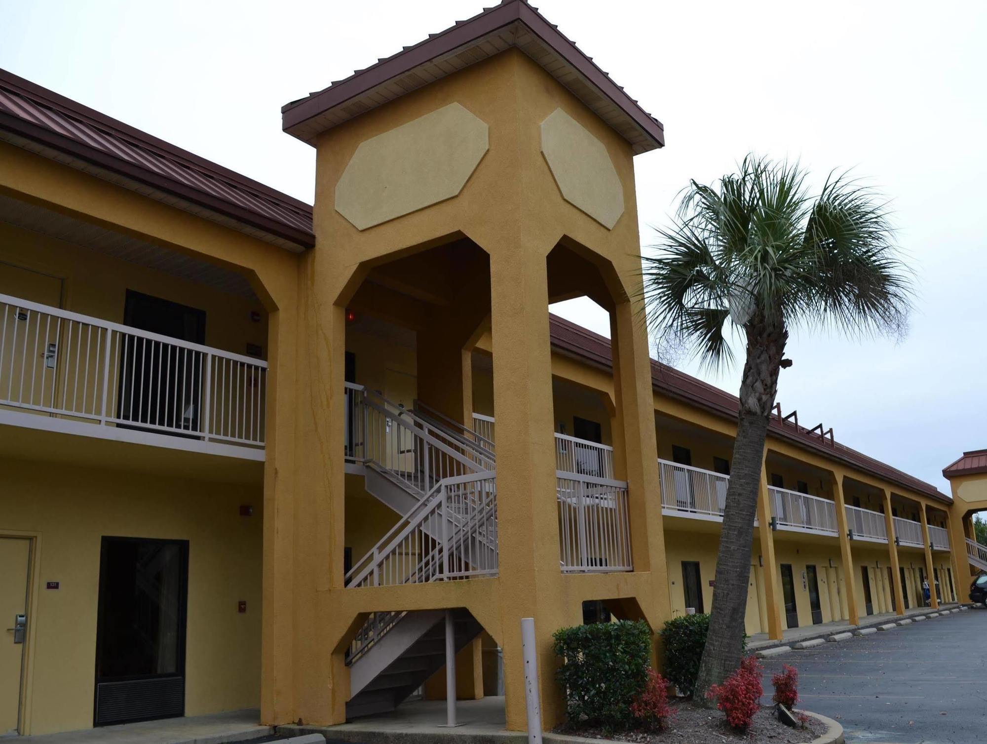 Fairview Inn & Suites Mobile Dış mekan fotoğraf